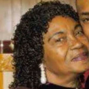 Meet your Posher, Lenora